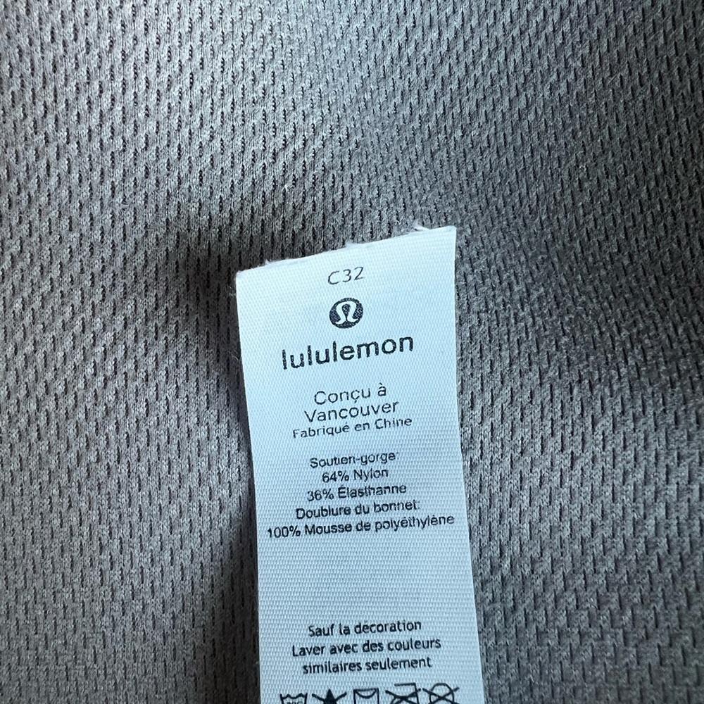 Lululemon Take Shape Wireless Bra - image 4